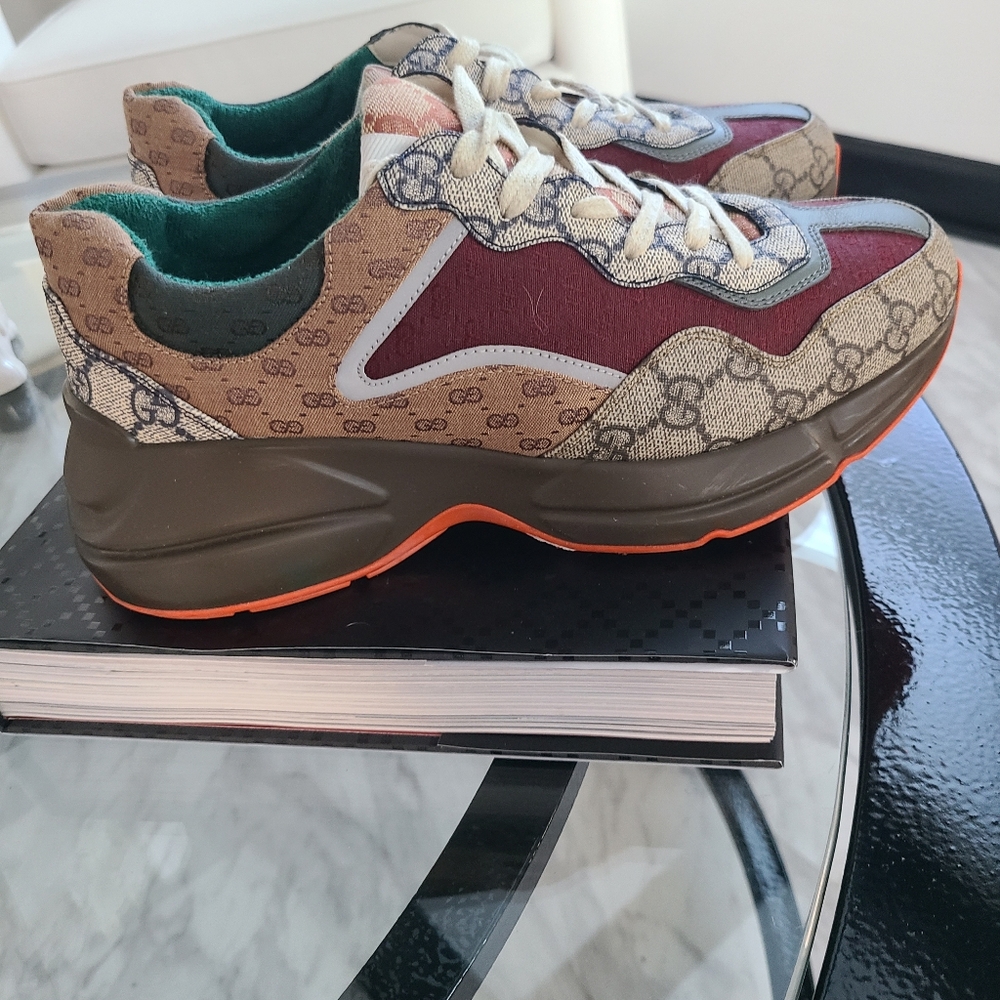Gucci Rhthon Sneakers